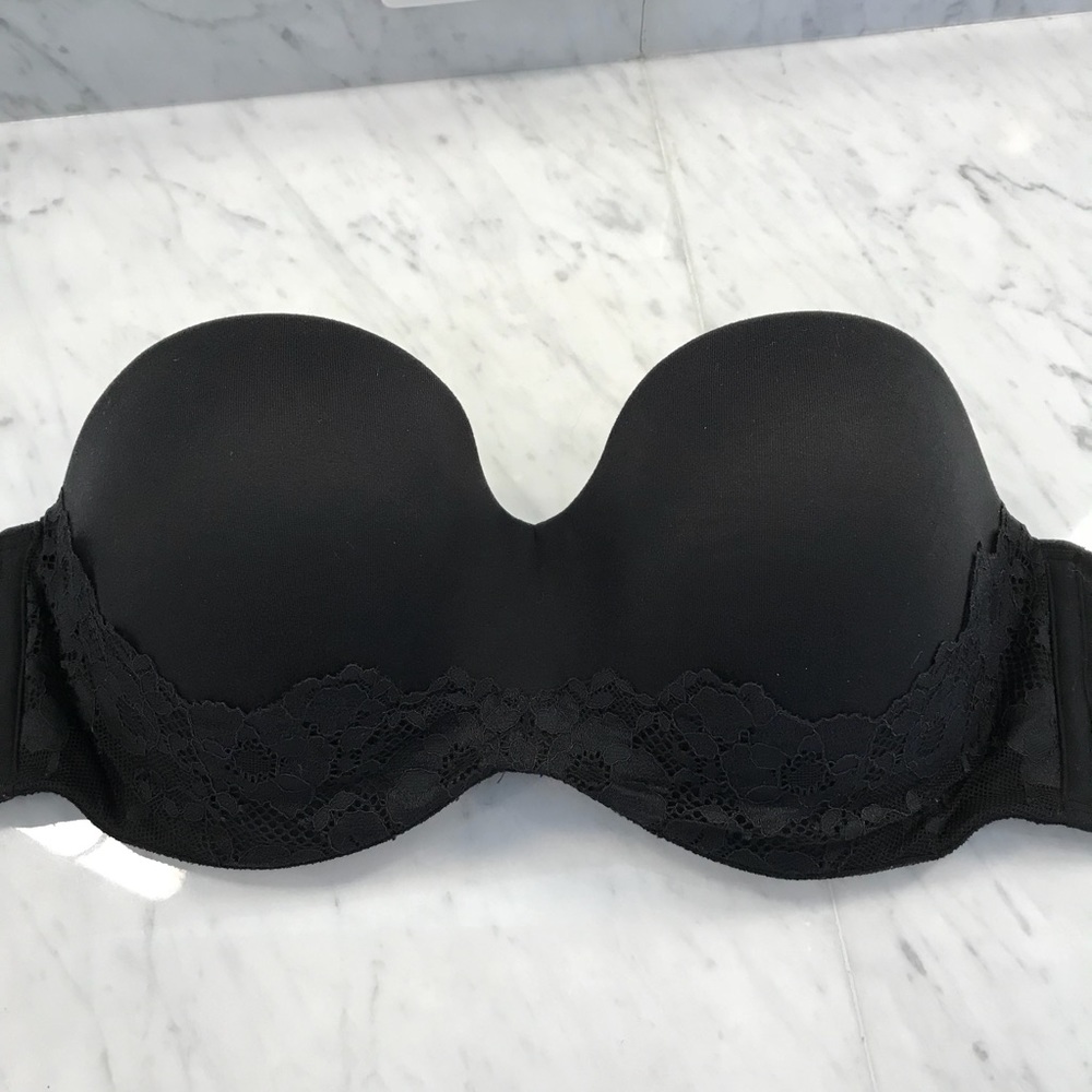 Lined Strapless Victoria Secrets black bra